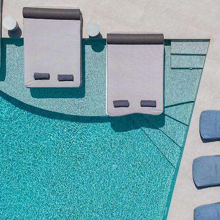 Cuore Santo Suites Тира Экстерьер фото