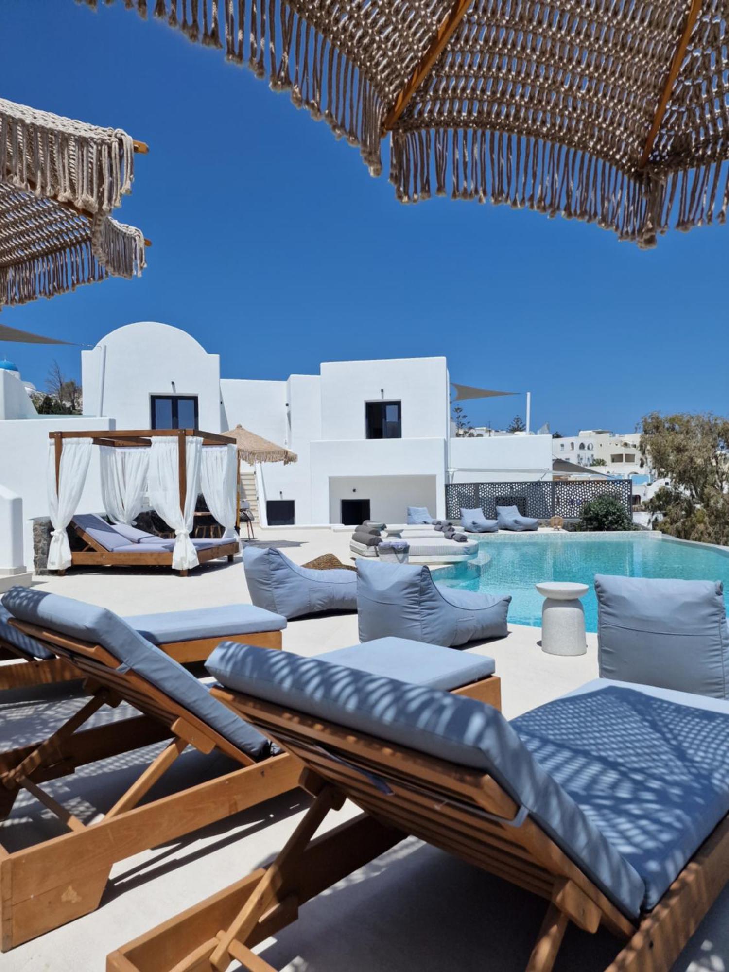 Cuore Santo Suites Тира Экстерьер фото