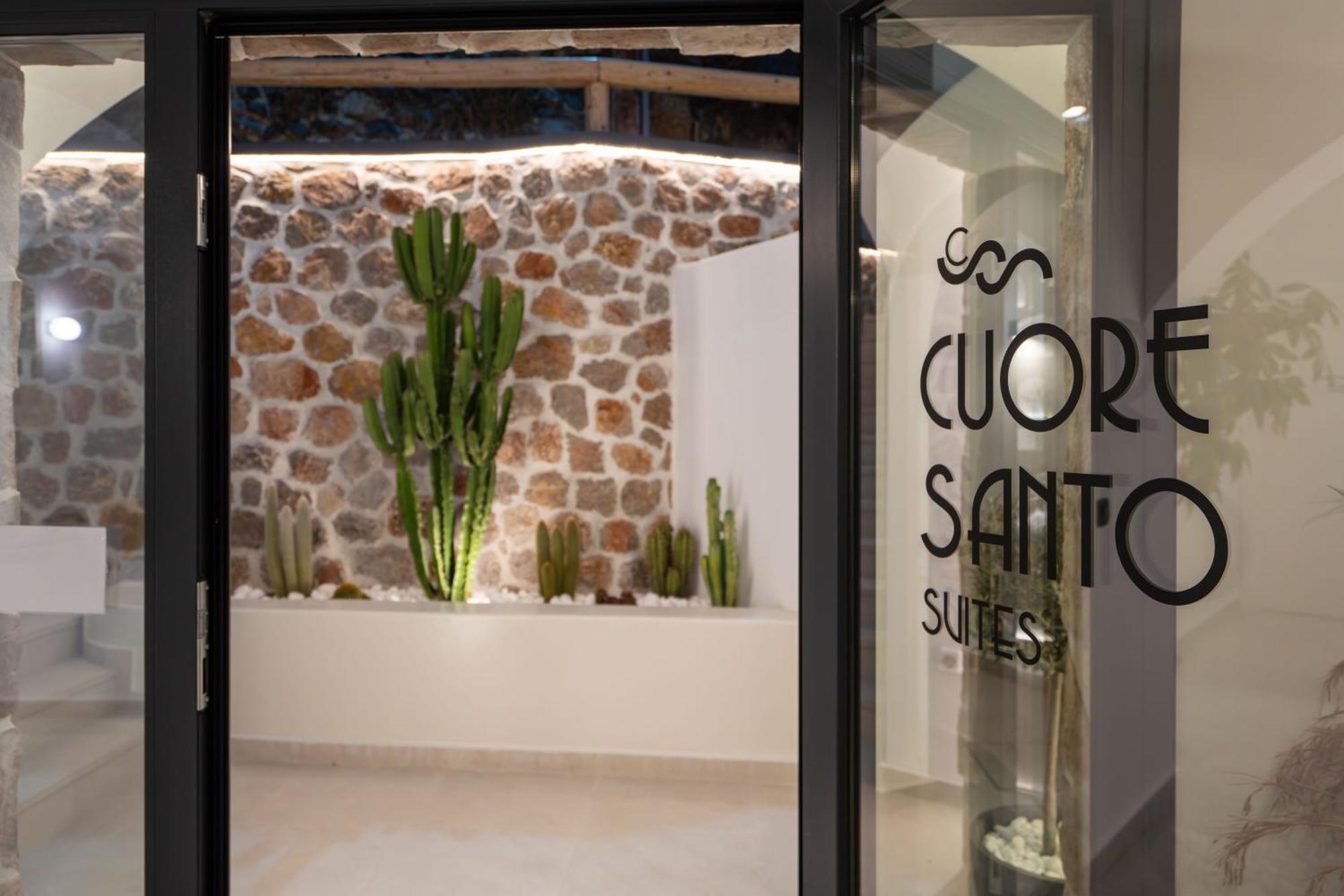 Cuore Santo Suites Тира Экстерьер фото