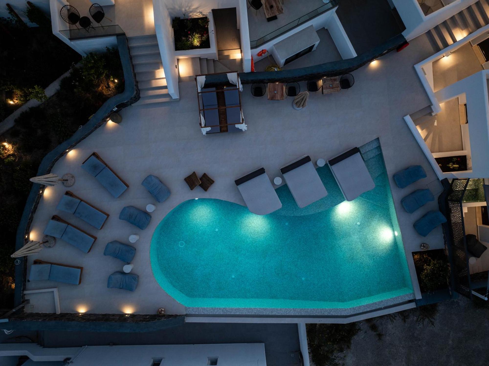 Cuore Santo Suites Тира Экстерьер фото