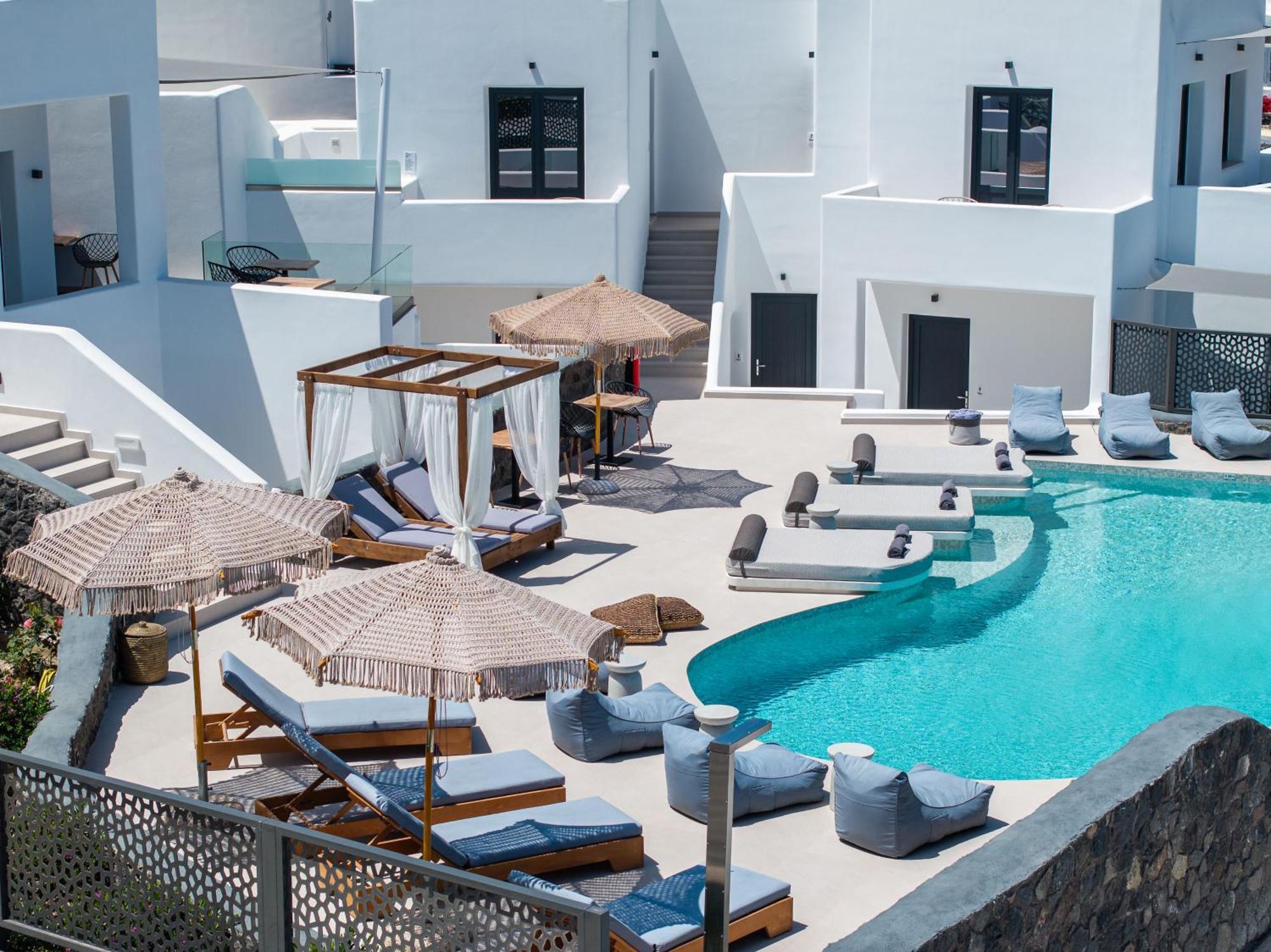 Cuore Santo Suites Тира Экстерьер фото